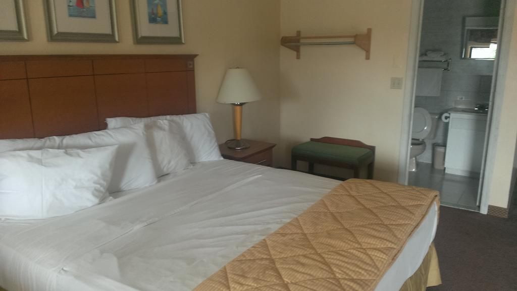 Naugatuck Motor Lodge Pokój zdjęcie