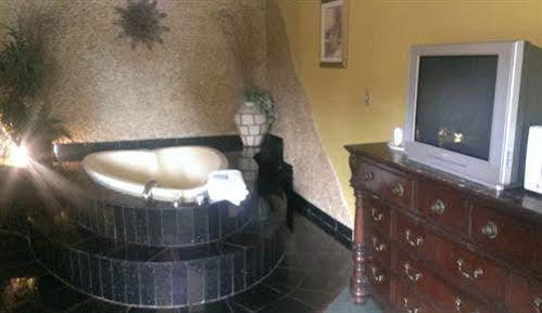 Naugatuck Motor Lodge Zewnętrze zdjęcie